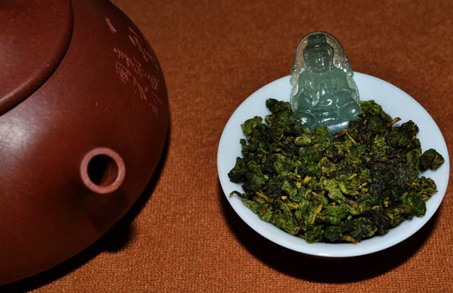 铁观音是不是绿茶？